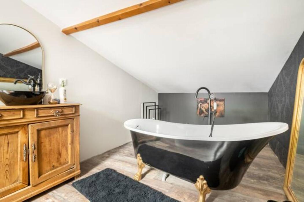 Le Loft Bergeracois & Salle De Jeux Екстер'єр фото